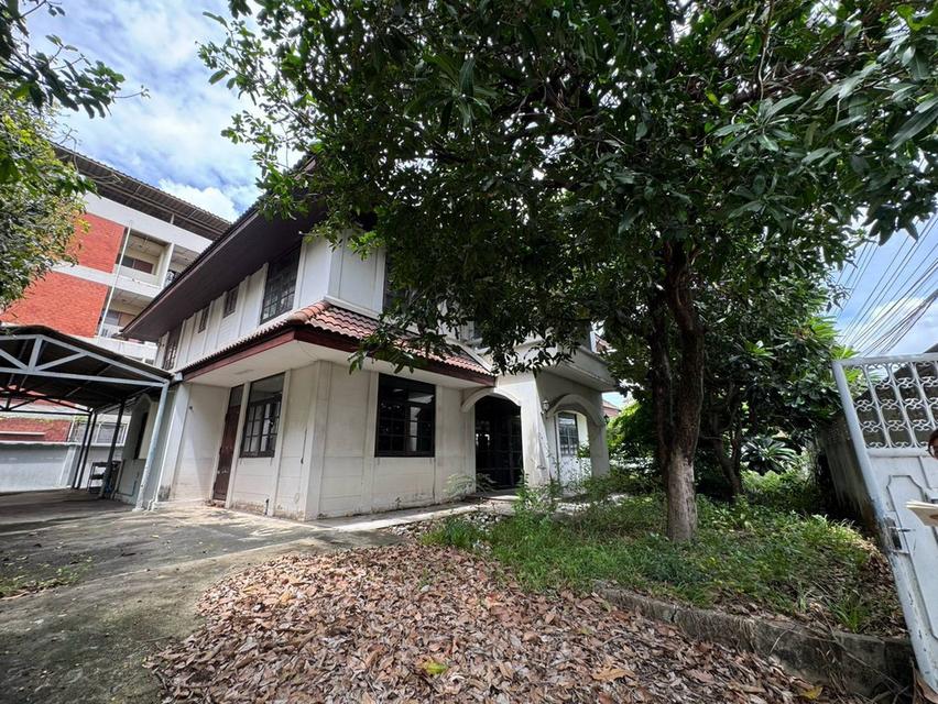 ขายบ้านเดี่ยว 2 ชั้น ใกล้ MRT สายสีส้ม สถานีรามคำแหง เพียง 3 นาที (N.2309) 1