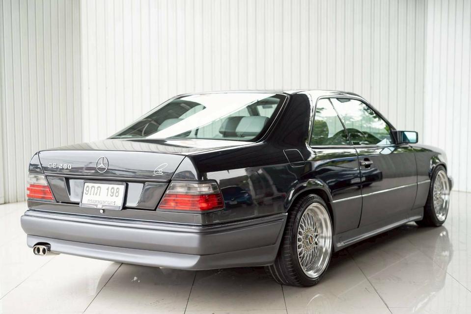 Mercedes-Benz CE280 W124 1993 (Classic Coupé) 9