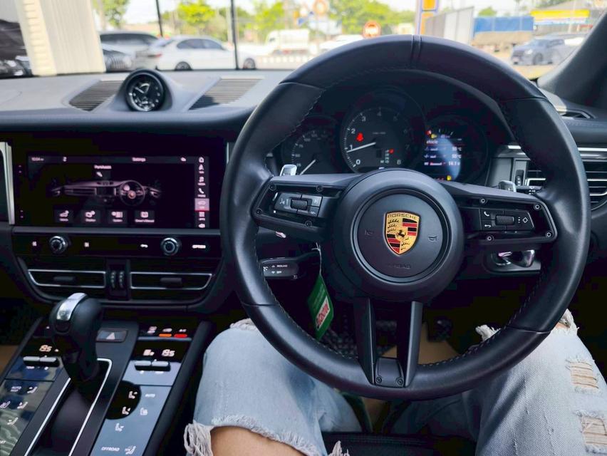 รหัสรถ KPV818 2022 PORSCHE MACAN 2.0 Minor Change สี Miami blue 7