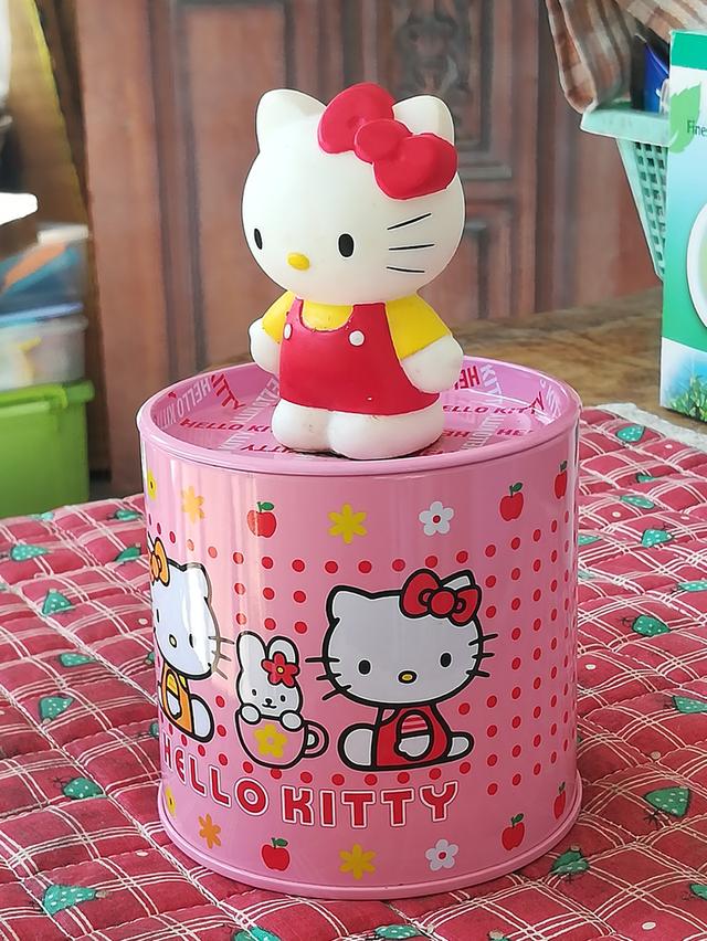 กระป๋องเหล็ก Hello Kitty 3