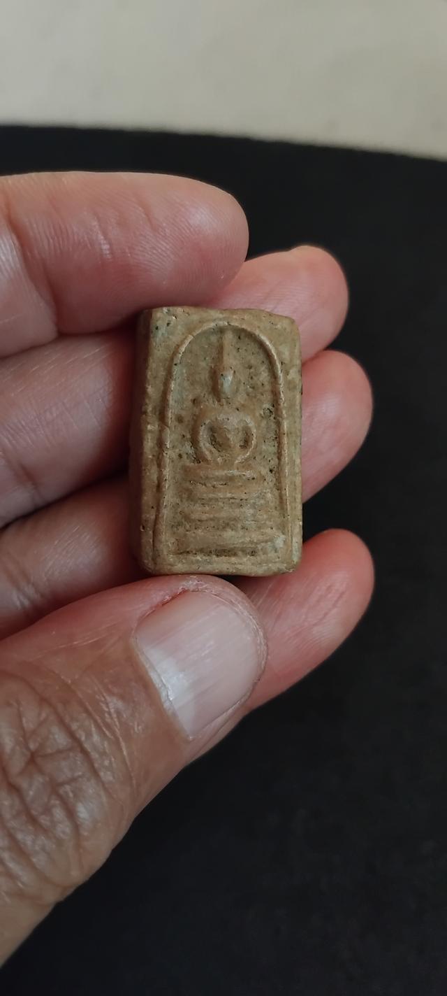 พระบ้านเก็บเก่า พระกรุเก่าๆเนื้อน้ำมัน 6