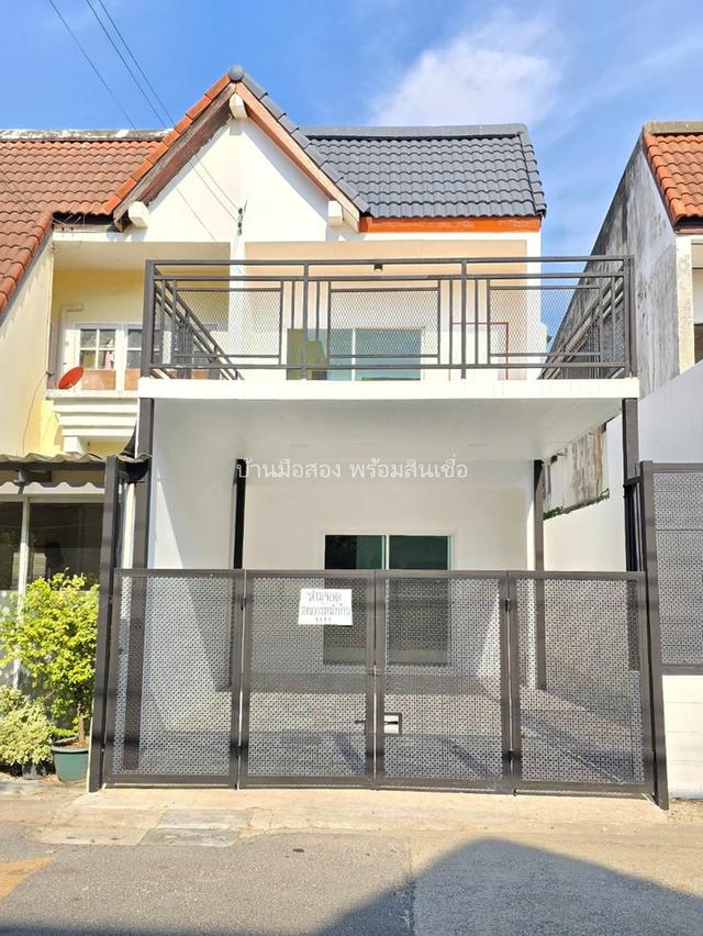 หมู่บ้านฉัตรหลวง ราษฎร์อุทิศ 1