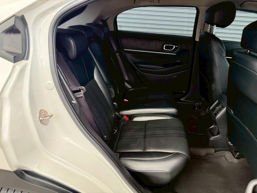 HONDA HRV 1.5EL e-HEV 2024 สีขาว ประหยัดน้ำมัน ไมล์น้อย มือเดียว 13