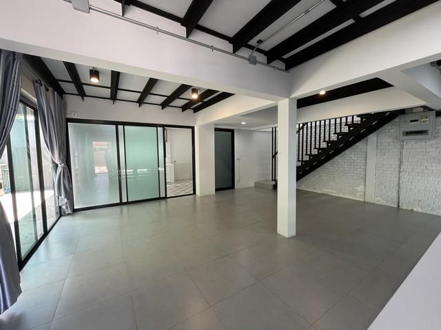 บ้านว่าง ให้เช่า หมู่บ้าน ต.รวมโชค โชคชัย 4 ซอย 56 ลาดพร้าว ลาดพร้าววังหิน ใกล้MRTโชคชัย 4 เลียบด่วน รับออฟฟิศนามบุคคลเท่านั้น แต่งแบบโมเดิร์น โปร่ง ใ รูปย่อยที่ 5