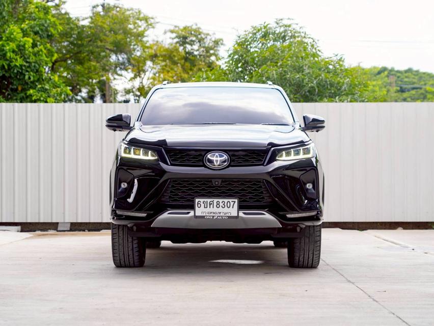 Toyota Fortuner 2.8 Legender 4WD ปีจด 2021