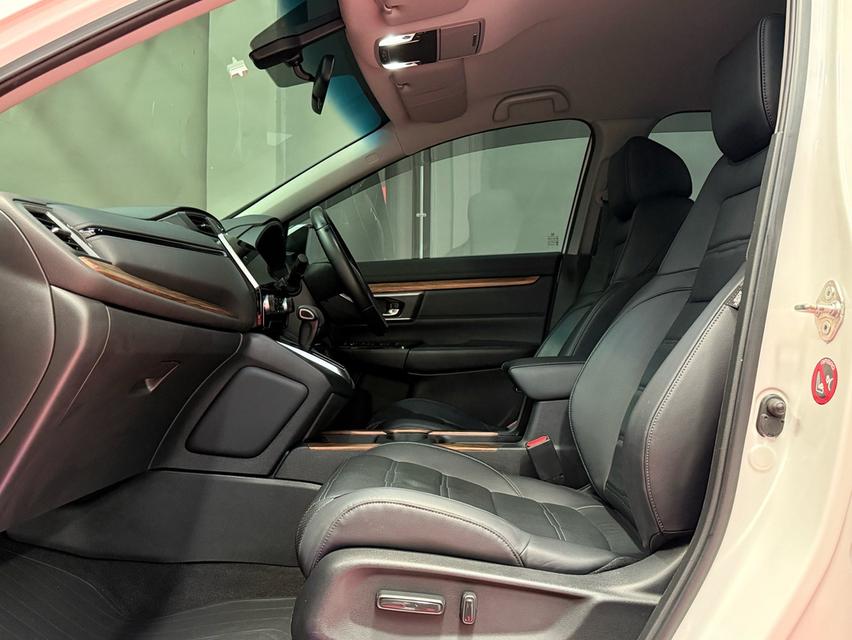 2020 HONDA CRV 2.4 ES 4WD รถมือเดียวออกป้ายแดง รถวิ่งน้อย เข้าศูนย์ตามระยะ รถไม่เคยมีอุบัติเหตุครับ 13