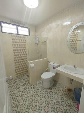 ให้เช่าบ้านเดี่ยว2ชั้นย่านโชคชัย4ลาดพร้าวลาดพร้าววังหินเสนานิคมใกล้MRTโชคชัย4ที่จอดรถ 5 คัน เหมาะอยู่อาศัยและทำโฮมออฟฟิศ 6