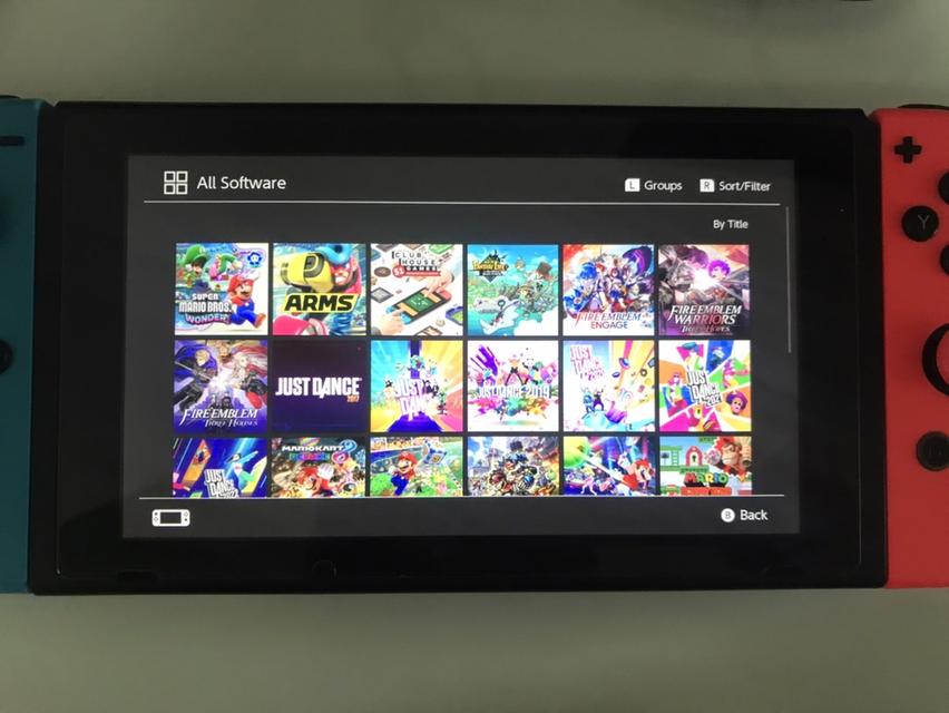 เครื่องเกมส์ nintendo switch v1 แปลงแล้ว เมม286 ลงเกมส์นตามภาพ อุปกรณณ์ตามรูป รูปย่อยที่ 2