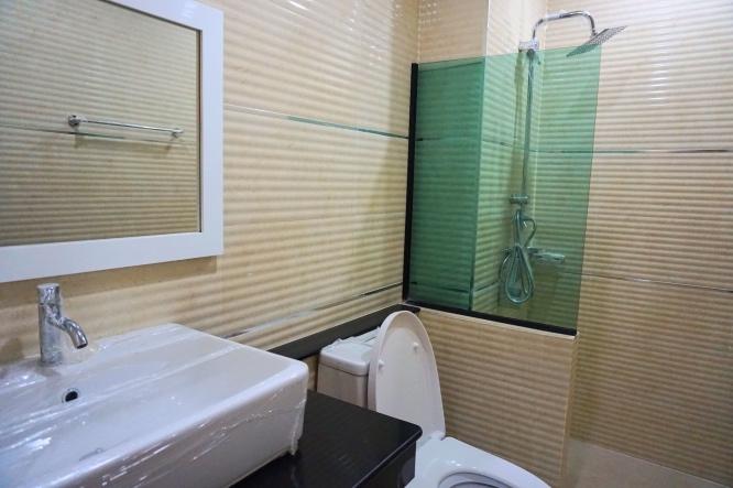 บ้านว่างให้เช่า (อาคารพาณิชย์ 3 ชั้น) ใกล้ บขส พัทลุง เพียง 100 เมตร Commercial building for rent near Phatthalung Bus Terminal, just 100 meters away. 12
