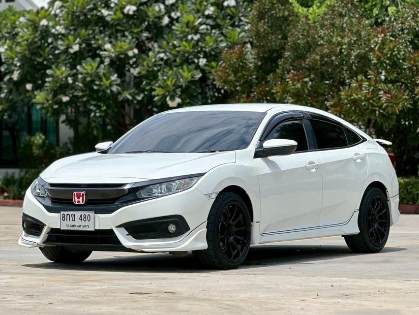รหัสรถ PAT480 Honda Civic FC 1.8 E สีขาว ปี 2018