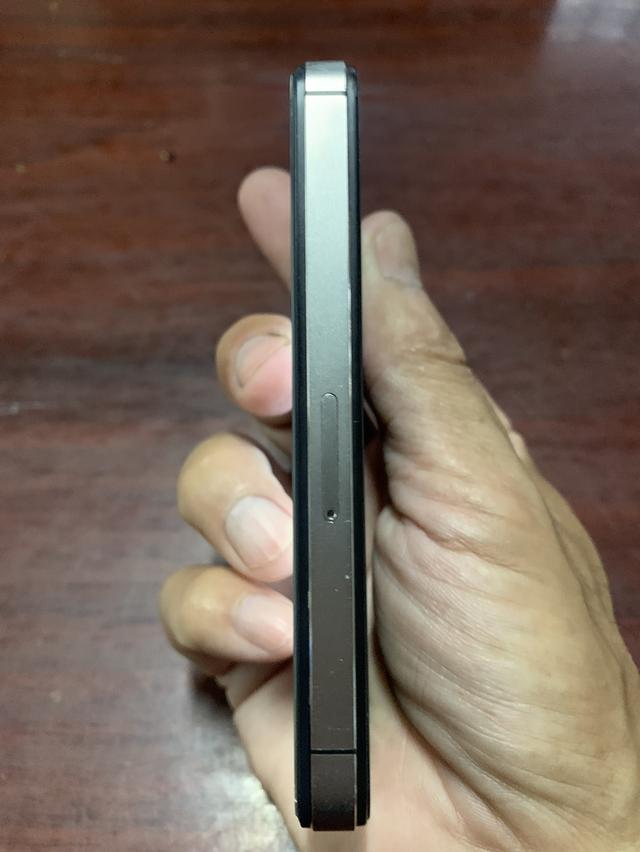iPhone 4s