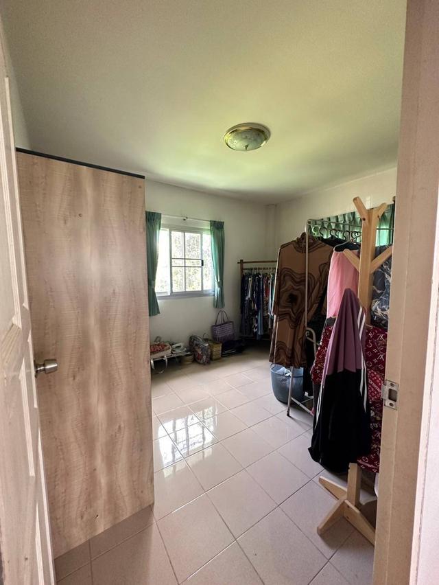 บ้านเดี่ยว 2 ชั้น หมู่บ้านดลสิริ 3 ห้องนอน 2 ห้องน้ำ 1 ห้องแม่บ้าน ตำบลบึงทองหลาง อำเภอลำลูกกา จังหวัดปทุมธานี 12