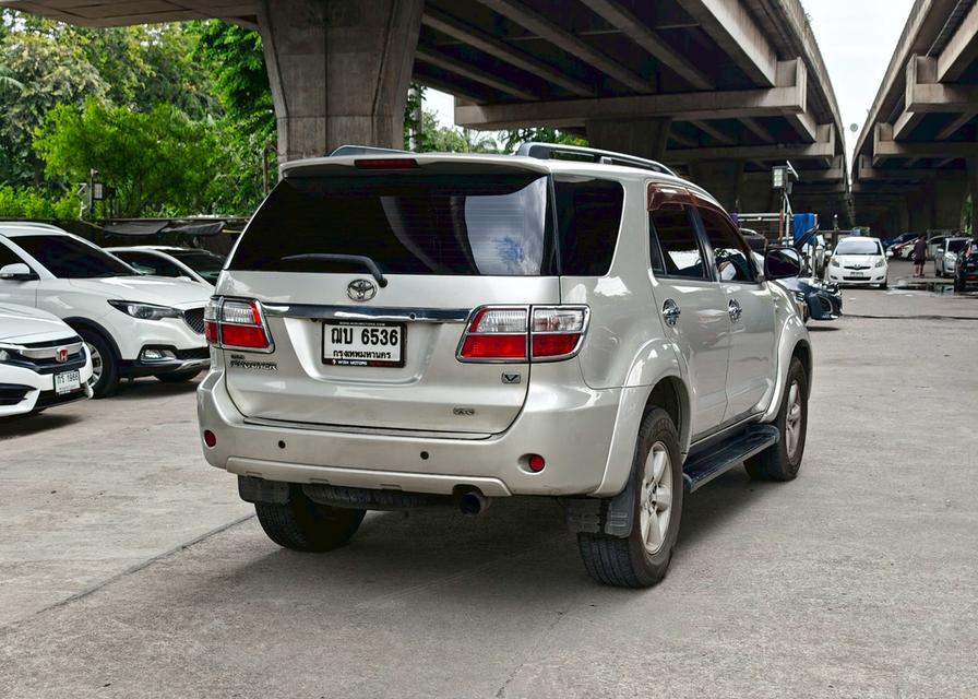 Toyota Fortuner 3.0 V Auto ปี 2009