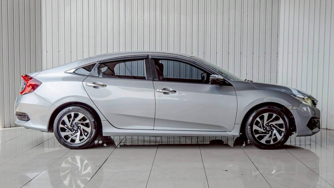 HONDA CIVIC 1.8 EL ปี 2017 สีเทา โฉม FC-FK ปี16-21 รูปที่ 8