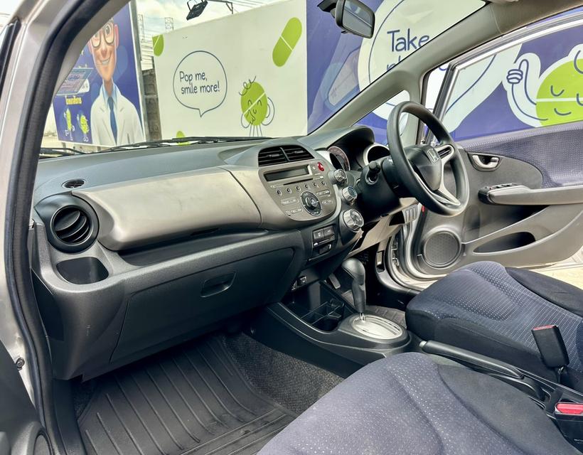 Honda Jazz 1.5 V /AT ปี 2008  9