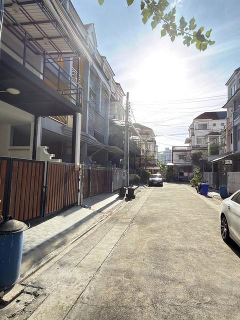 P556 ให้เช่าทาวน์โฮม 3 ชั้น หมู่บ้าน ซิตี้พาร์ค พัฒนาการ 38 City Park Pattanakarn 38 บ้านสวย เหมาะอยู่อาศัย 2