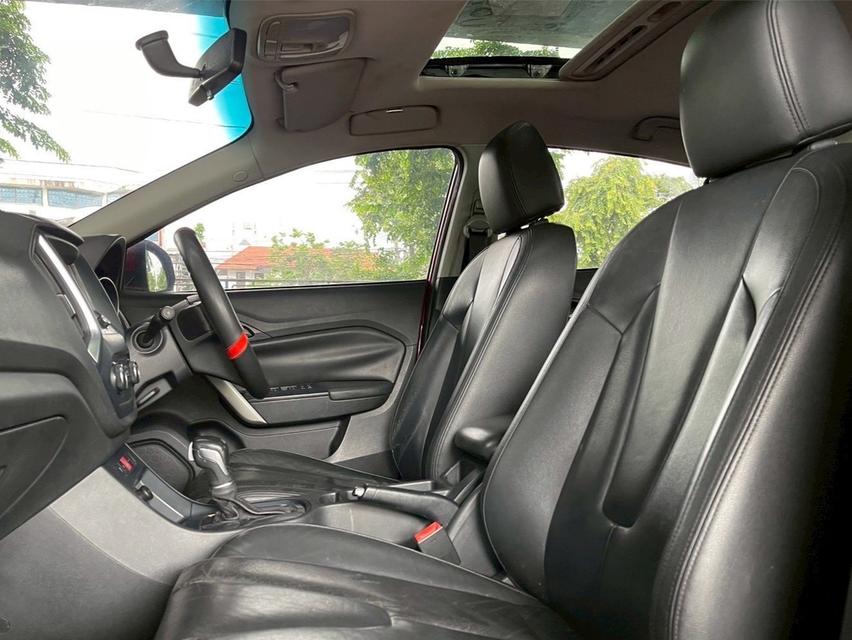 รหัสรถ WMT8253 MG5 1.5X Sunroof ปี 2016 11