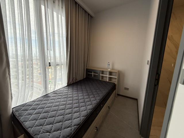 ให้เช่าคอนโดหรู โคโค่ พาร์ค COCO PARC ถนนพระราม 4 วิวสวนเบญจกิติ ตกแต่งสวยพร้อมเข้าอยู่ 3 ห้องนอน 4 ห้องน้ำ 15