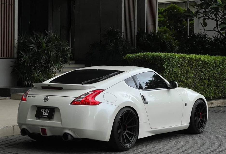 ขายรถหายาก Nissan 370 Z 2