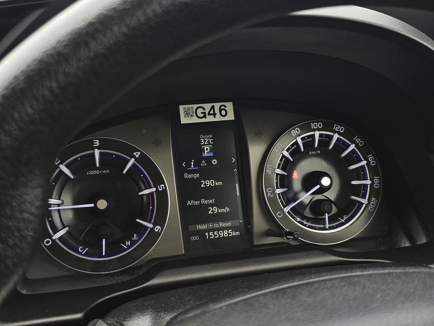 Toyota Innova 2.8 entry mnc 13