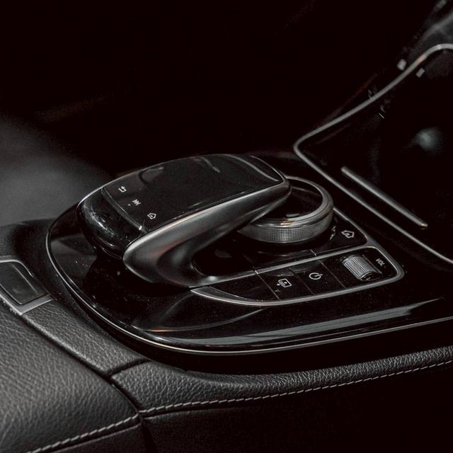 รหัสรถ 67GG5828 BENZ E350e AMG W213 ปี 2019  6