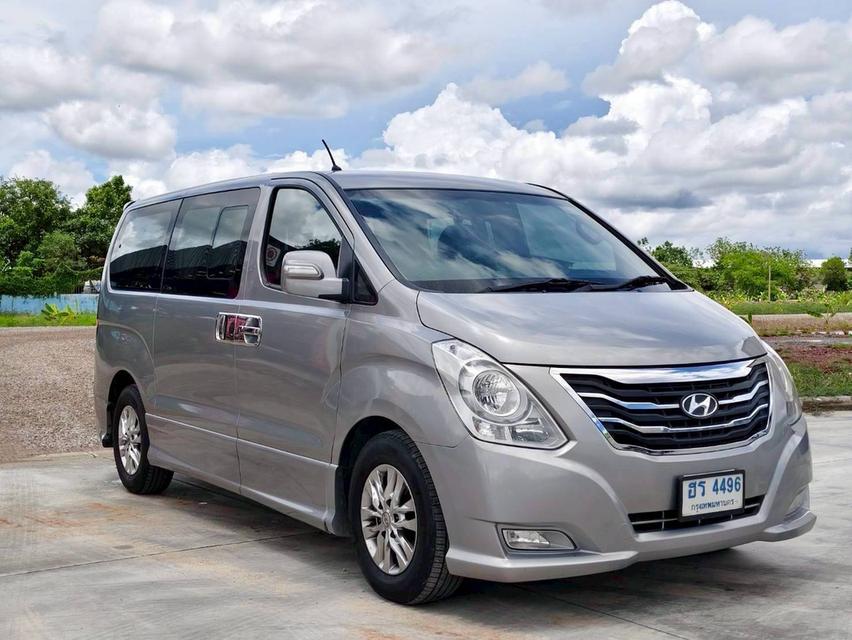 HYUNDAI H-1 2.5 ELITE A/T 2014 รถสวยดูแลมาอย่างดี สวยตรงปกทุกมุม