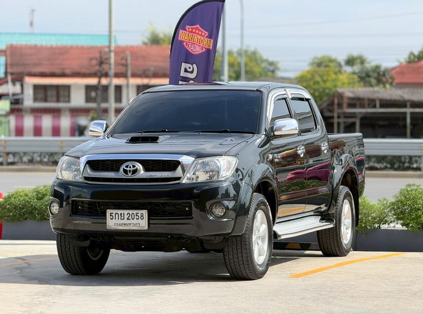 TOYOTA HILUX VIGO 2.5 E 4 ประตู เกียร์ธรรมดา สีดำ ตัวยอดนิยม ปี2010 เลขไมล์ 230,000 km. #vigo  ราคาขาย 258,000 บาท ( ราคาเงินสด ) จัดไฟแนนซ์ รี "