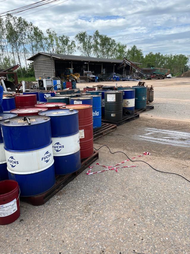 รูป รับซื้อขายประมูลน้ำมันเครื่องเก่าทุกชนิด 2
