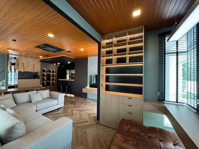 MHR98 บ้านสวยพร้อมอยู่ ฟังก์ชันครบ 4 นอน 4 น้ำ มีสนามหญ้าใหญ่หลังบ้าน ฟรีอินเทอร์เน็ตและบริการดูแลสวน ทำเลดีที่สุดในย่านบางนา 6