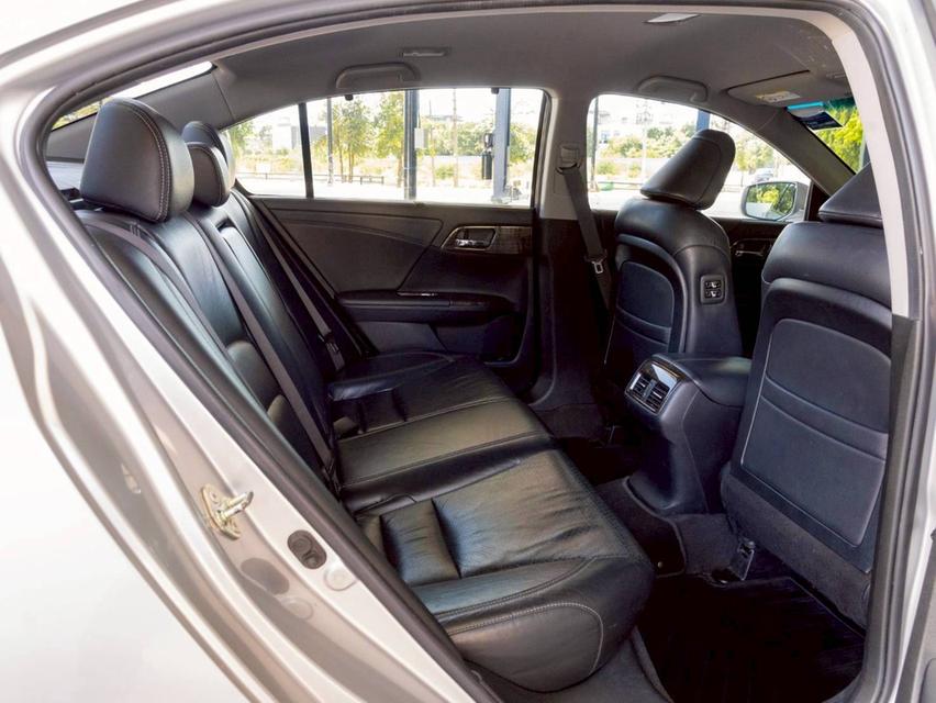 HONDA ACCORD 2.0EL ปีจด 2014 ประกันเครื่องเกียร์3ปี / 30,000 km. 15