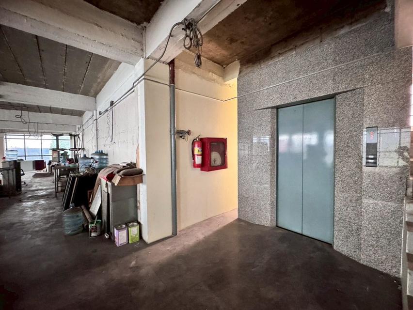 ให้เช่าอาคารพาณิชย์ ชั้น 4 อาคารโล่งสวย เหมาะทำธุรกิจ ติดถนนรามคำแหง (N.1922) 3