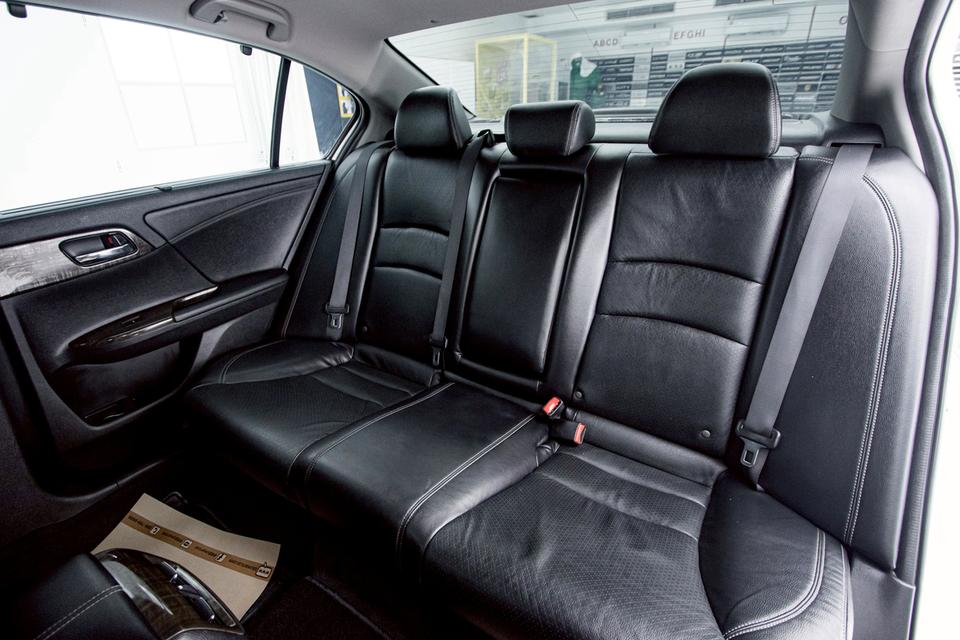 รหัสรถ 1D652 ACCORD 2.0 EL NAVI 2014 6