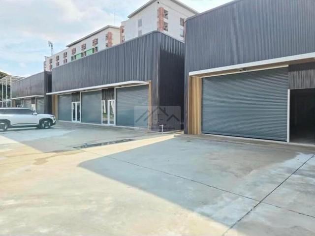 ให้เช่าโกดังพร้อมออฟฟิศ 117 ตรม. ย่านอ่อนนุช ศรีนครินทร์พัฒนาการตัดใหม่ ลาดกระบัง ติดถนนอ่อนนุช 70 ใกล้MRTศรีนุช จดทะเบียนบริษัทได้ สามารถทำ cafe,stud 3