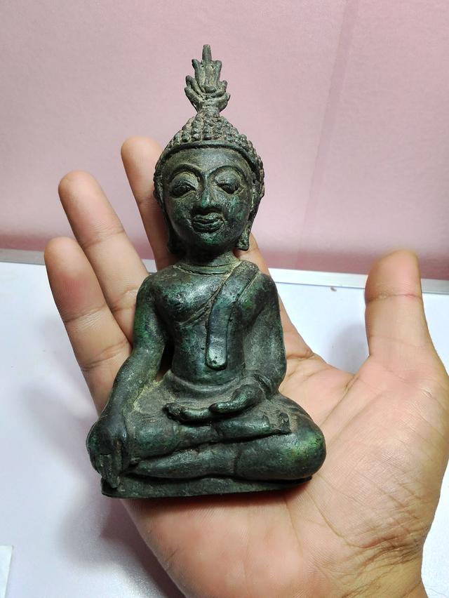 พระเชียงรุ้ง
