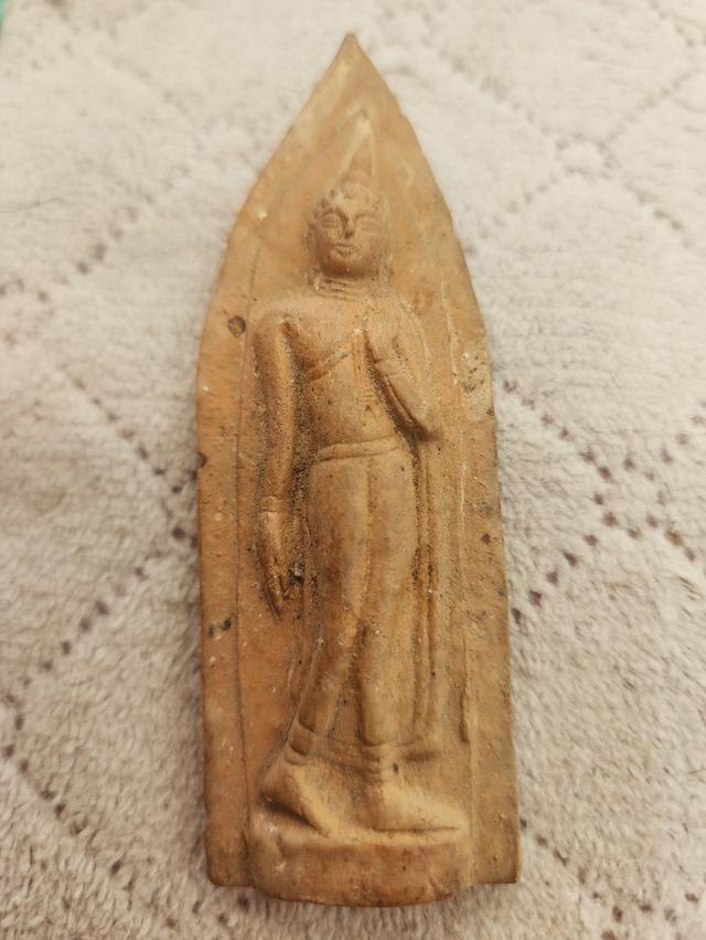 พระลีลาถ้ำหีบ เนื้อดิน สุโขทัย