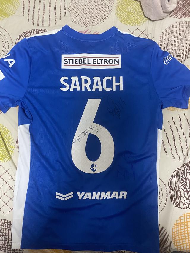 เสื้อบอลบีจีปทุมมีลายเซ็นตังสารัชกับลายเซ็นเจชนาทิปลายเซ็นจางนิดๆไซร์xl รูปที่ 2