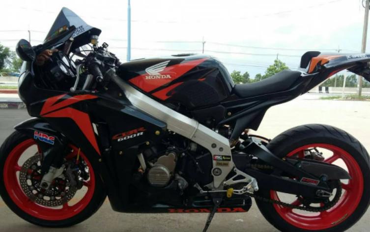 Honda CBR400 ขายถูก 3