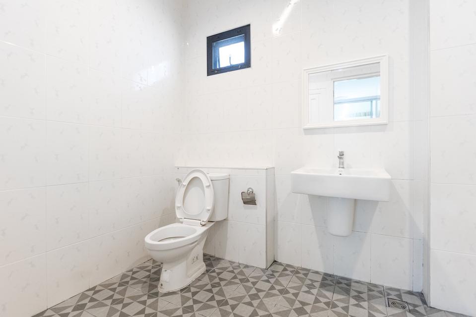 Pool villa 2 ชั้น 🏊‍♀️💗มี 5 ห้องนอน 3 ห้องน้ำ  ราคา 7.8 ล้านบาท  !!โอนคนละครึ่ง 9