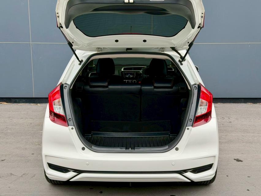 ปี 2020 HONDA JAZZ, 1.5 V i-VTEC มือเดียวป้ายแดง 13