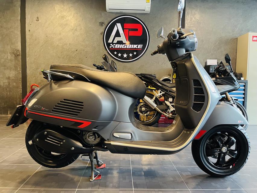 Vespa300GTS Super/2019