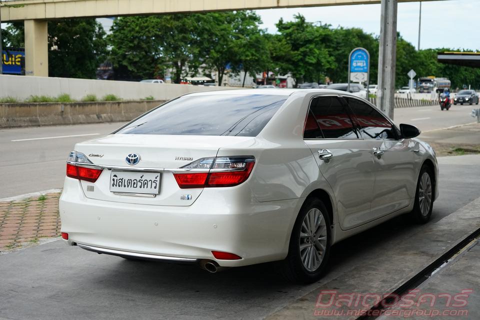 TOYOTA CAMRY HYBRID 2.5 HV PREMIUM ( 3888 ) 6