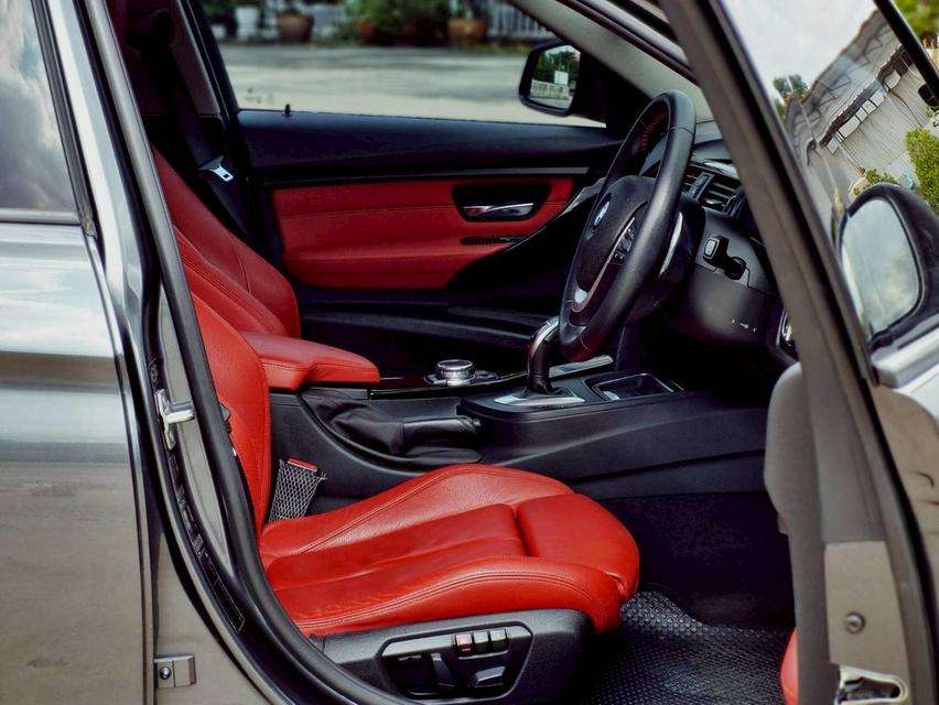 Bmw 320i Sport ( F30 ) ปี 2015 ไมล์ 132,xxx km. 9