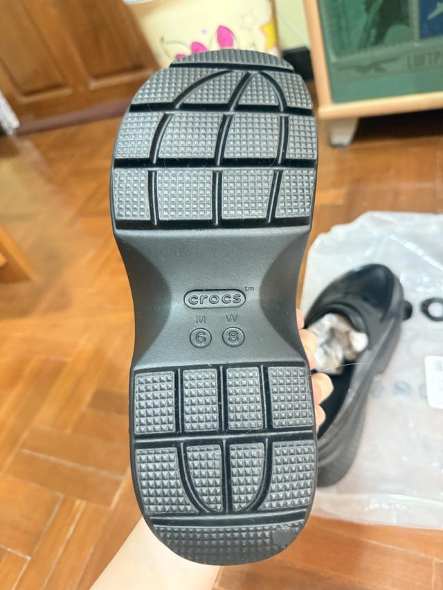 ￼CROCS รองเท้า STOMP HIGH SHINE LOAFER CLOG  4