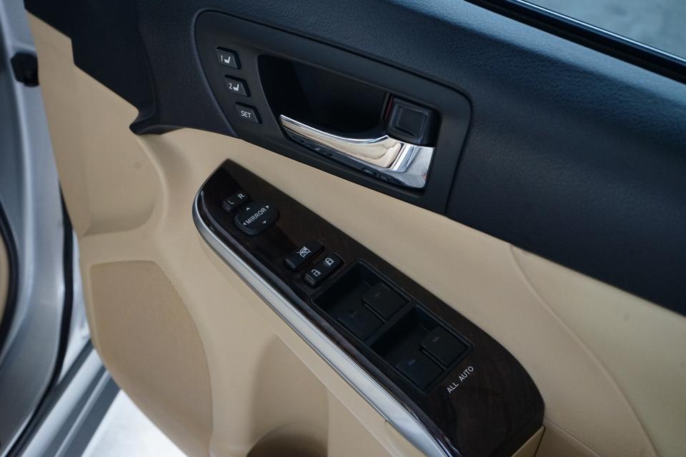 2017 TOYOTA CAMRY 2.0G 14