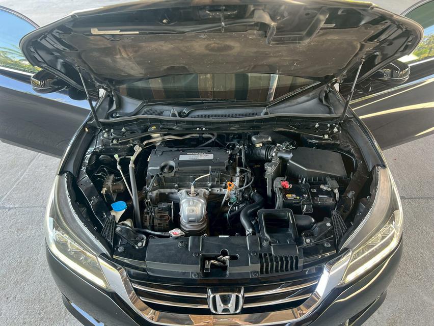 ðĨāļāļĢāļĩāļāļēāļ§āļāđ āļĢāļāļŠāļ§āļĒ āļāļĢāđāļāļĄāđāļāđ Honda Accord 2.4 EL AT āļāļĩ 2014 11