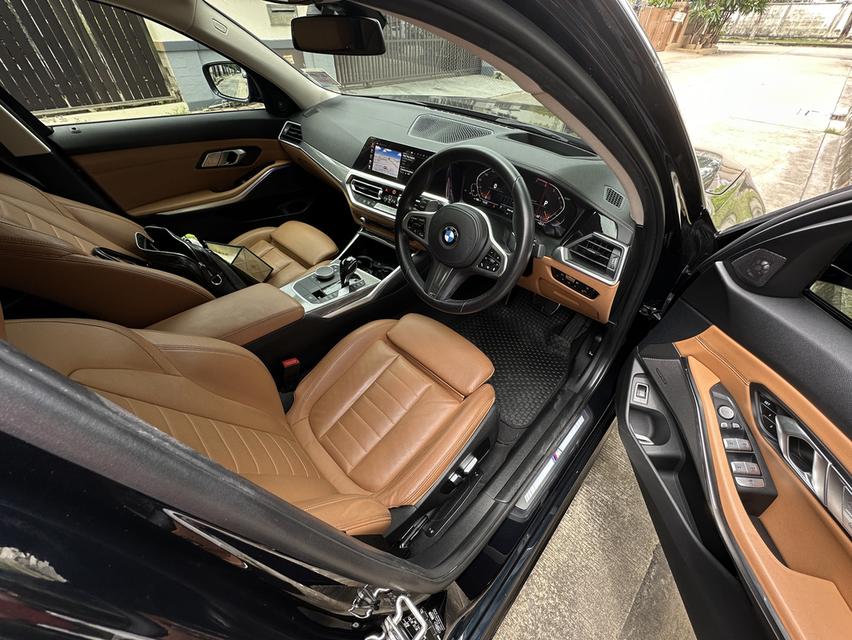 BMW 330LI M sport สีดำ ปี 2022 (g28) รูปที่ 9