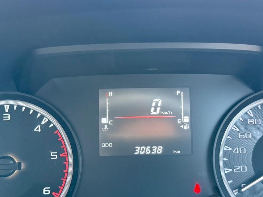  ISUZU D-MAX SPACECAB 1.9Ddi L 2022 เกียร์ธรรมดา ดีเซล MINOR CHANGE มือเดียว 10