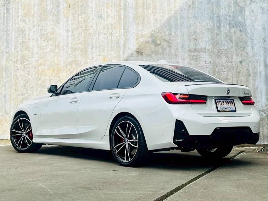 2023 BMW 330e M Sport Plug-in Hybrid G20 LCI รถใหม่ BSI เหลือๆ