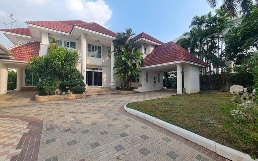 For Sale\Rent  Single house,Townhome Watthana District, Bangkok 1