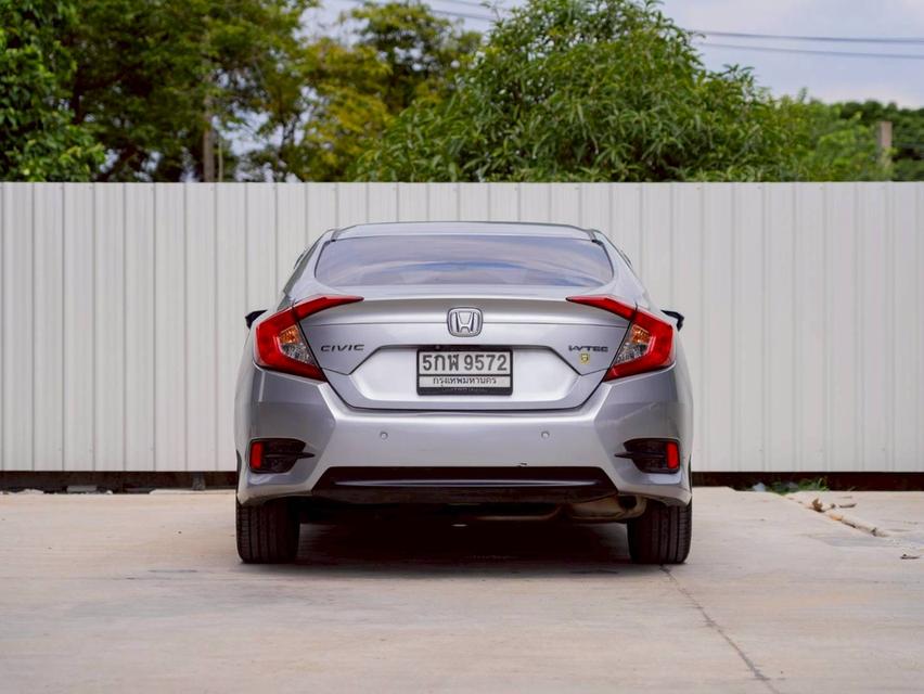 Honda Civic 1.8El ปี17 6